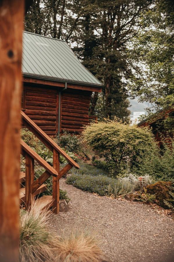 Wilder And Pine Riverside Cabins Stevenson Экстерьер фото
