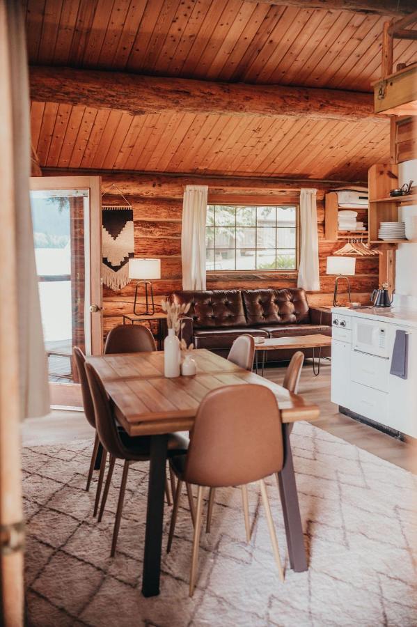 Wilder And Pine Riverside Cabins Stevenson Экстерьер фото